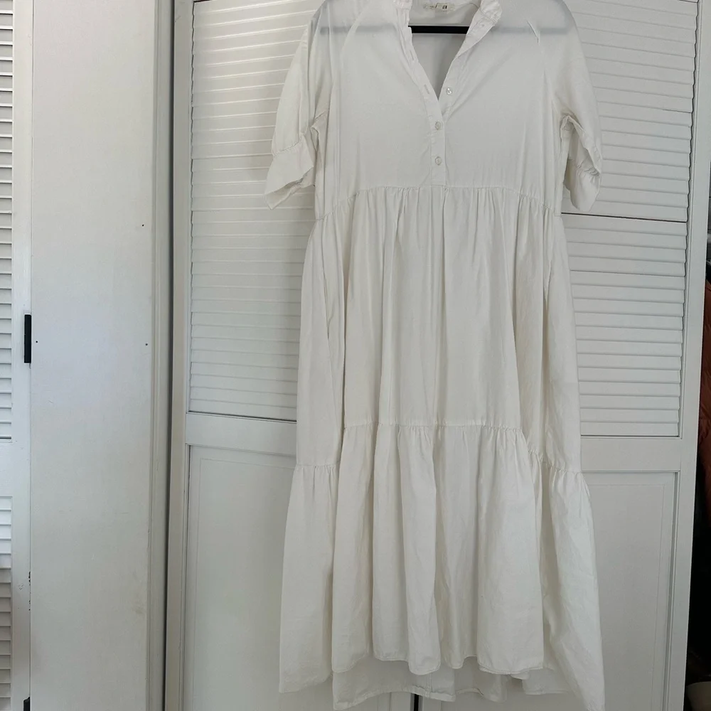 Ali Golden Raglan Tiered White Dress in Bone - Picture 3 of 5